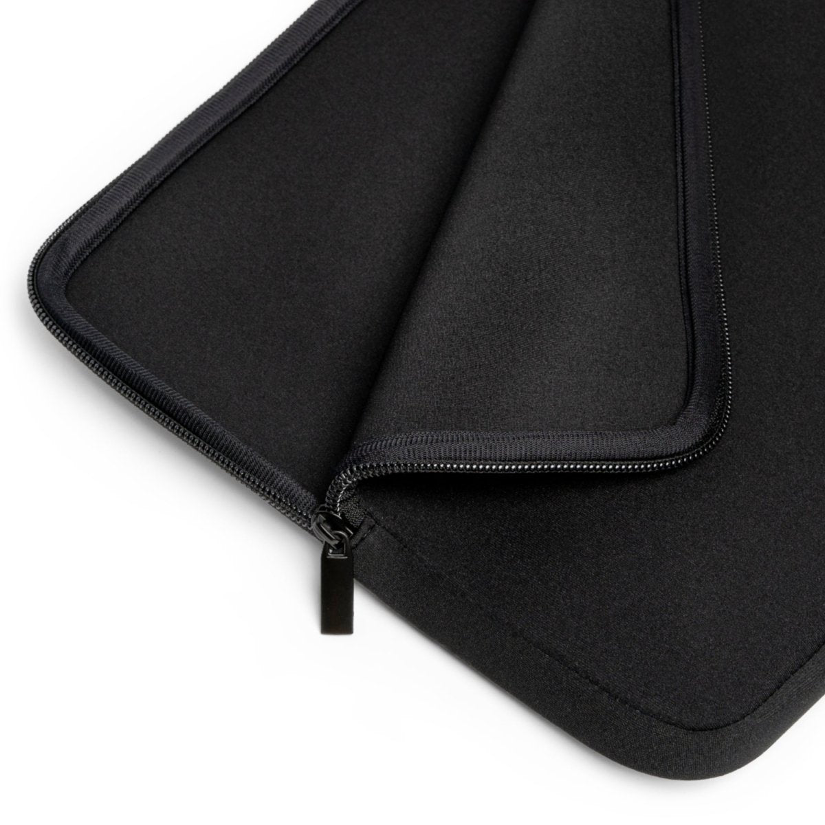 Fantasy Adventure Laptop Sleeve - Stylish Protective Case for Gamers - Swordpulp Studios - Laptop Sleeve